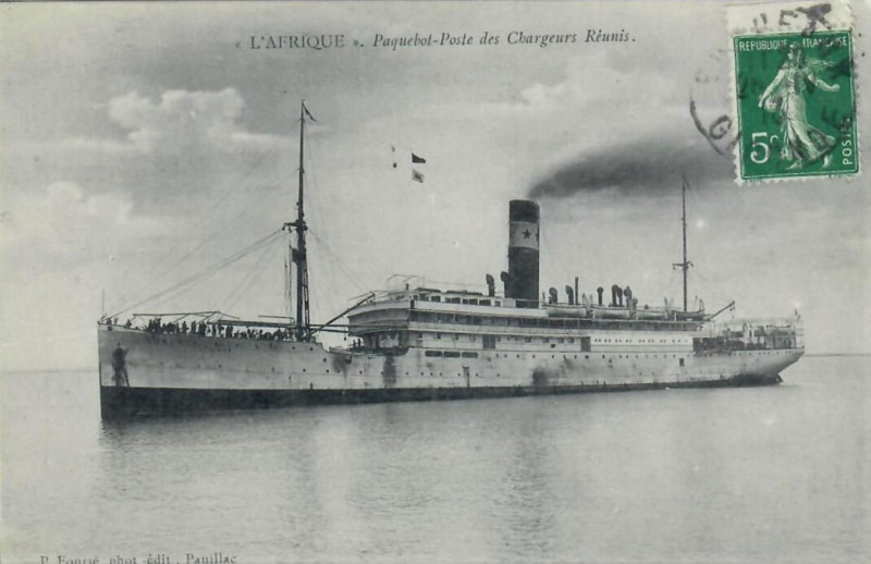 Carte postale ancienne Pauillac - paquebot l'Afrique 2