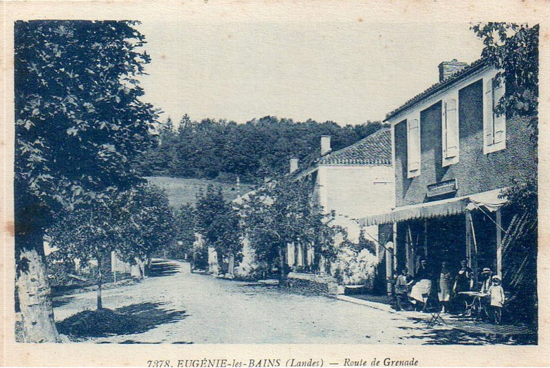 Carte postale ancienne Eugénie-les-bains (Landes) - route de Grenade 1