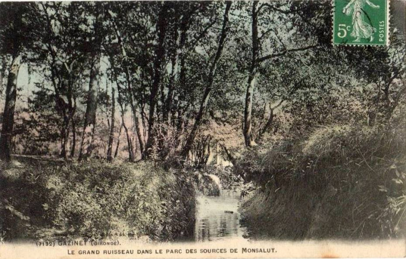 Carte postale ancienne Gazinet - Petite source du parc Monsalud 3