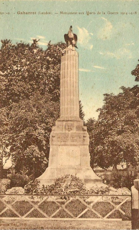 Carte postale ancienne Gabarret (Landes) - Monument aux morts 1