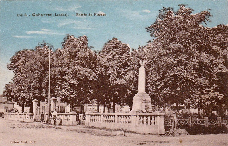Carte postale ancienne Gabarret (Landes) - Monument aux morts 2