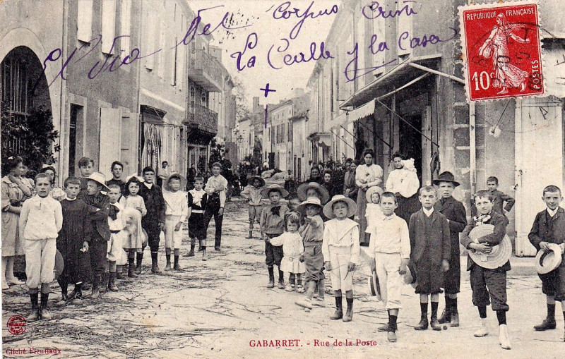 Carte postale ancienne Gabarret (Landes) - rue de la Poste 3