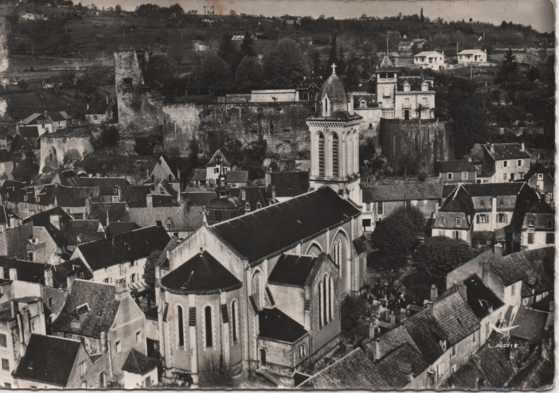 Carte postale ancienne L'Eglise à Montignac