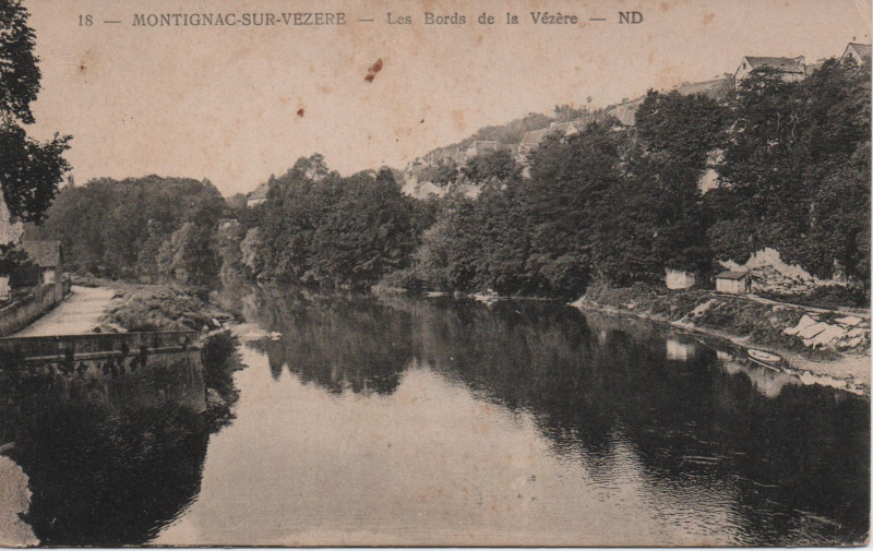 Carte postale ancienne Les bords de la Vézère à Montignac