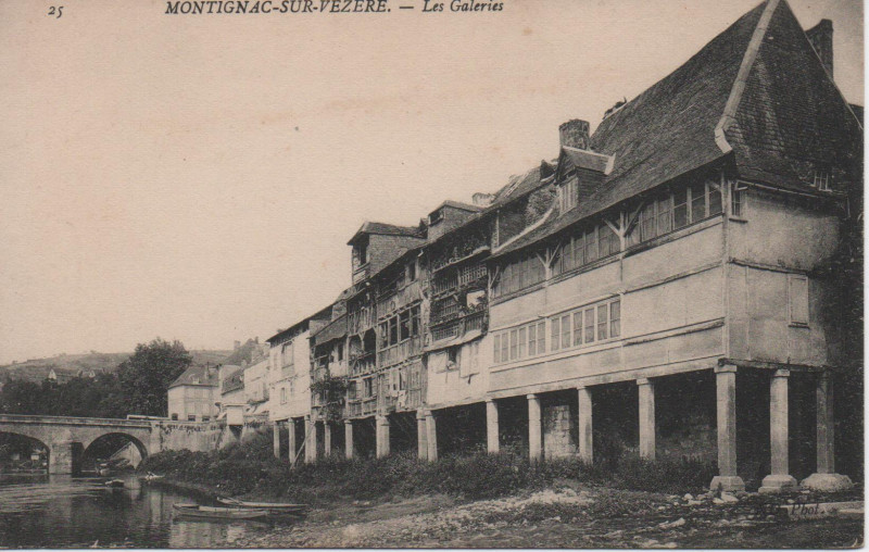 Carte postale ancienne Les galeries à Montignac