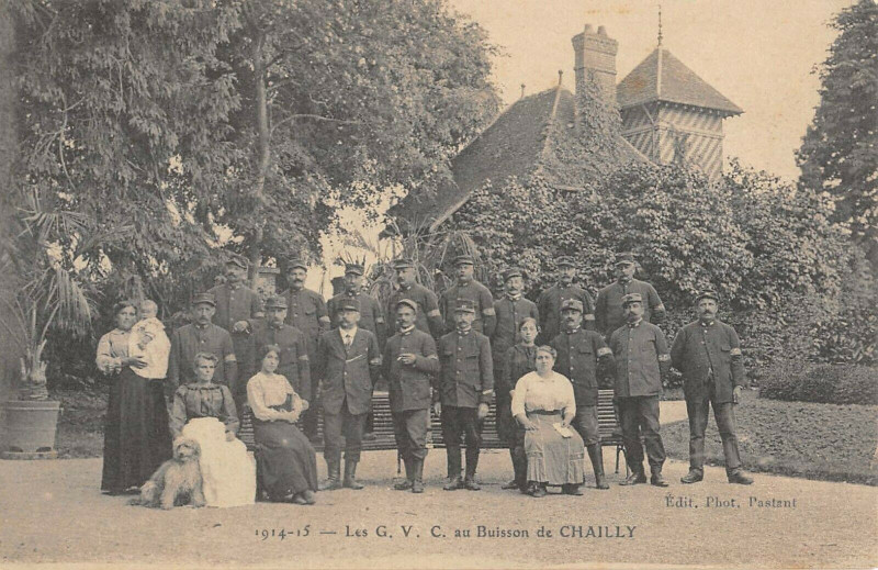 Carte postale ancienne Les G.v.c.au Buisson De Chailly