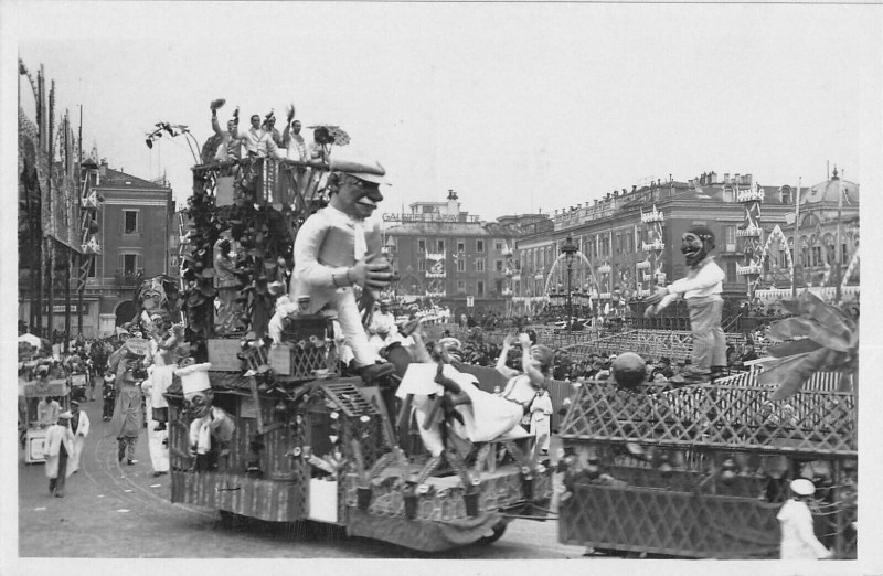 Carte postale ancienne Carnaval De Nice Le Roi Du Couccin à Nice