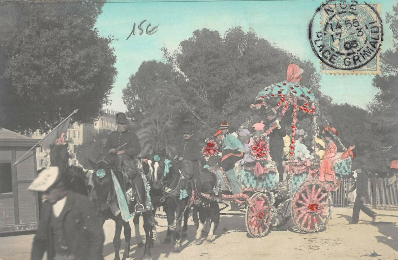 Carte postale ancienne Carnaval De Nice Carte Photo Attelage Fleuri N°4 à Nice