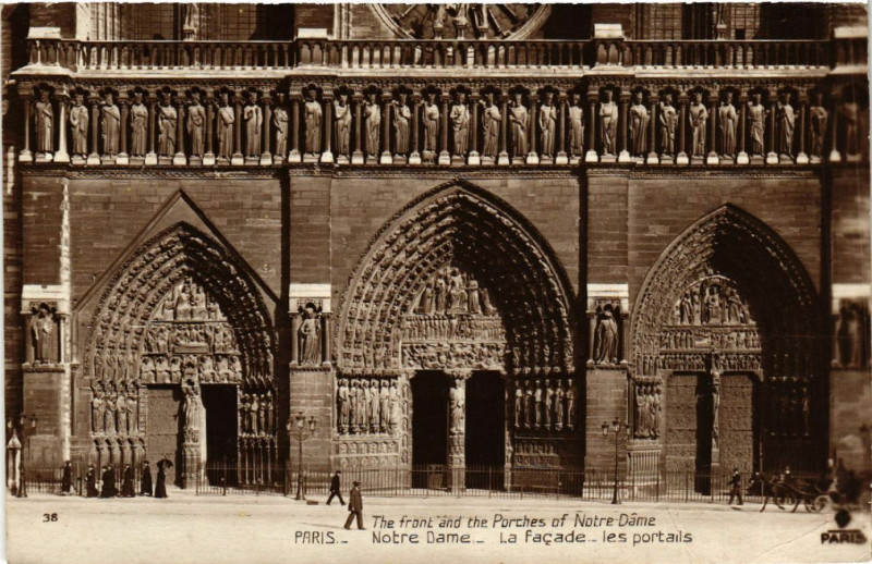 Carte postale ancienne Paris 4e Notre-Dame - la facade-les portails à Paris 4e