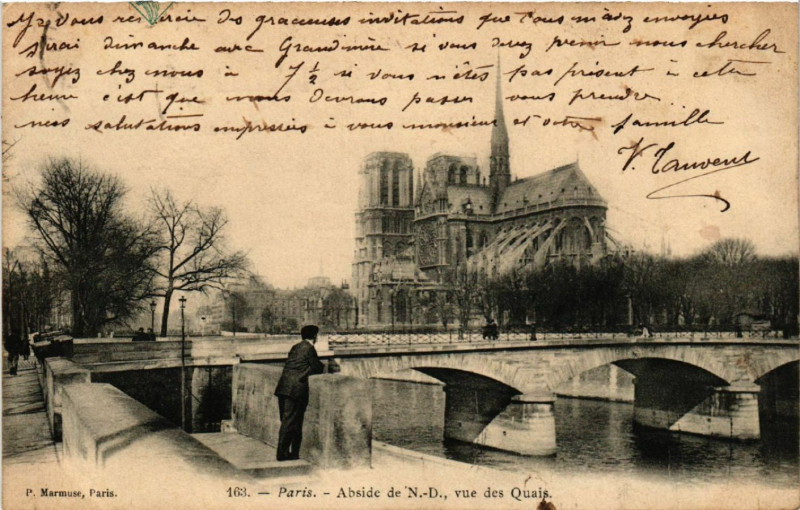 Carte postale ancienne Paris 4e Abside de Notre Dame vue des Quais à Paris 4e