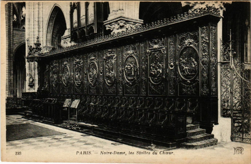 Carte postale ancienne Paris 4e Notre Dame les Stalles du Choeur à Paris 4e