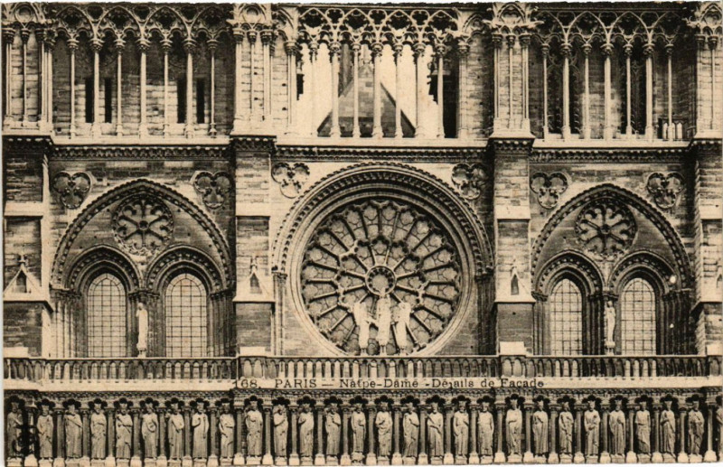 Carte postale ancienne Paris 4e Notre-Dame - Détails de Facade à Paris 4e
