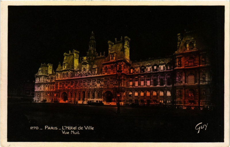 Carte postale ancienne Paris 4e Hotel de Ville vue nuit à Paris 4e