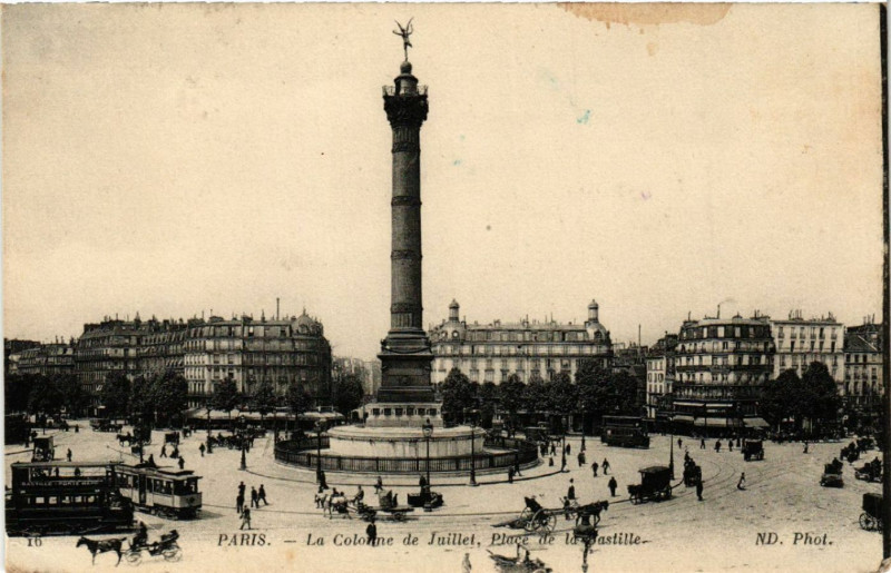 Carte postale ancienne Paris 4e La Colonne de Juillet Place de la Bastille à Paris 4e