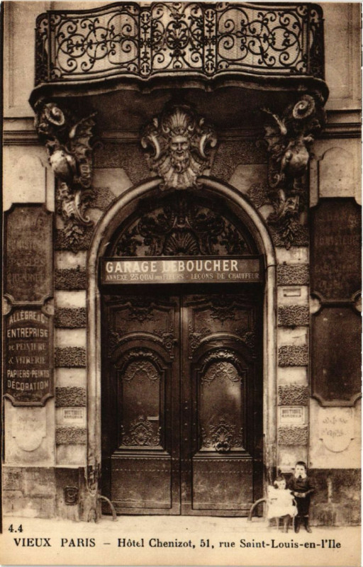 Carte postale ancienne Paris 4e Rue Saint-Louis en l'Ile-Hotel Chenizot à Paris 4e