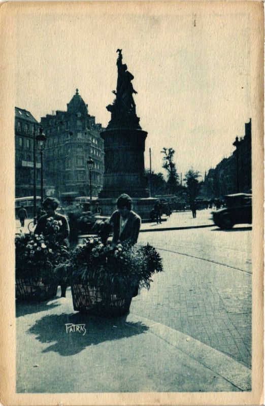 Carte postale ancienne Paris 4e Place Clichy à Paris 4e