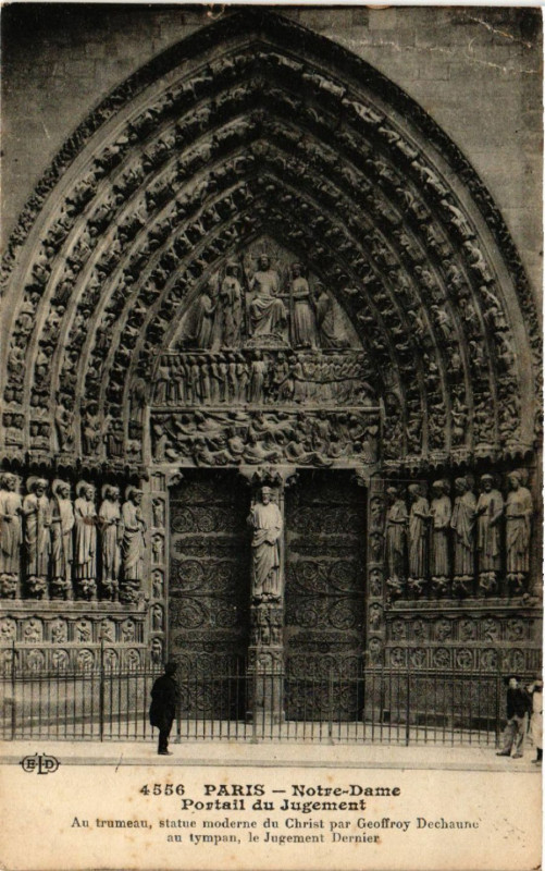 Carte postale ancienne Paris 4e Notre-Dame - Portail du Jugement à Paris 4e