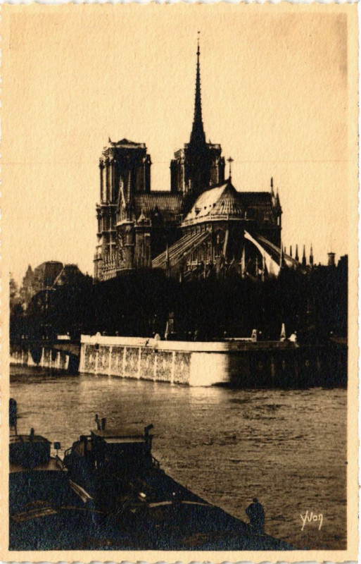 Carte postale ancienne Paris 4e Notre Dame à Paris 4e