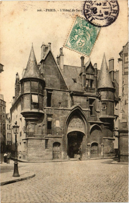 Carte postale ancienne Paris 4e Hotel de Sens à Paris 4e