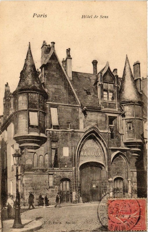 Carte postale ancienne Paris 4e Hotel de Sens à Paris 4e