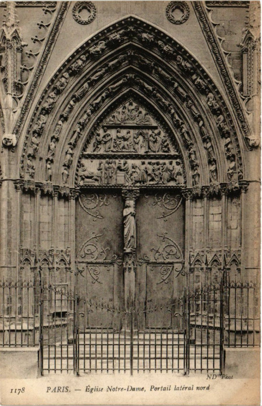 Carte postale ancienne Paris 4e Eglise Notre Dame Portail latéral nord à Paris 4e