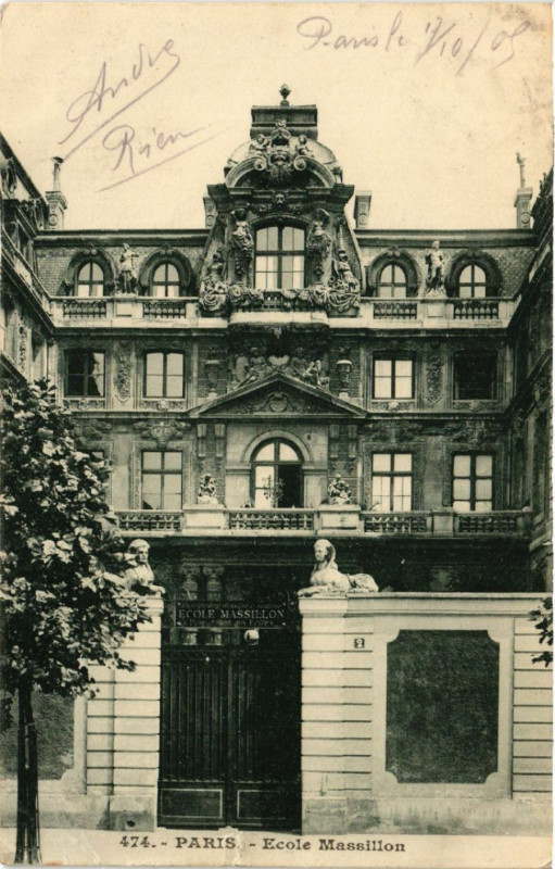 Carte postale ancienne Paris 4e Ecole Massillon à Paris 4e