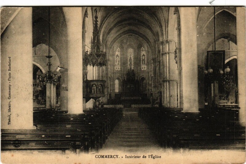 Carte postale ancienne Commercy - Intérieur de l'Eglise à Commercy
