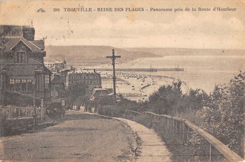 Carte postale ancienne Trouville Panorama Pris De La Route De Honfleur à Honfleur