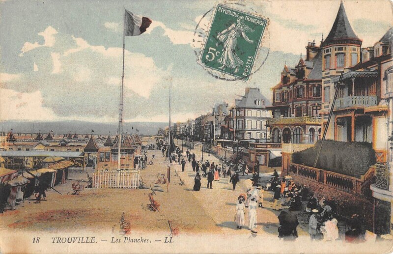 Carte postale ancienne Trouville Les Planches