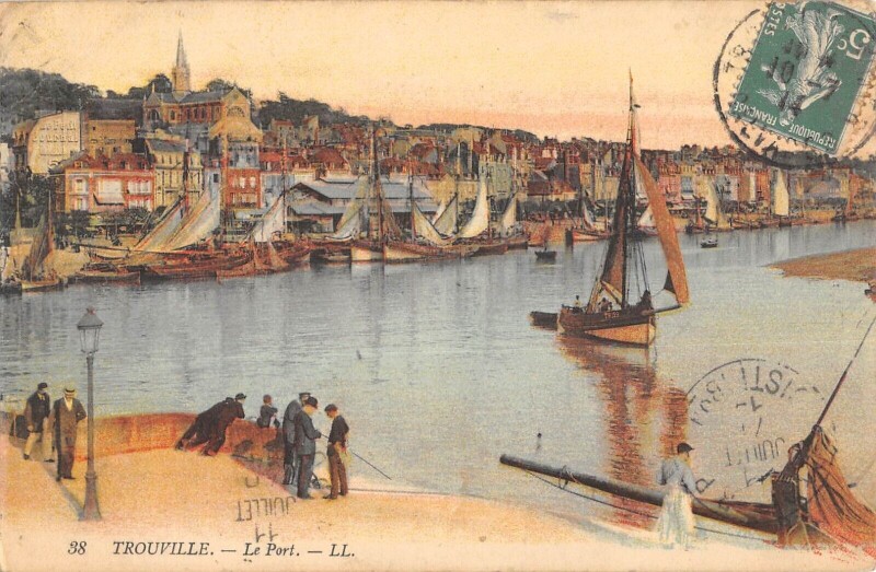 Carte postale ancienne Trouville Le Port