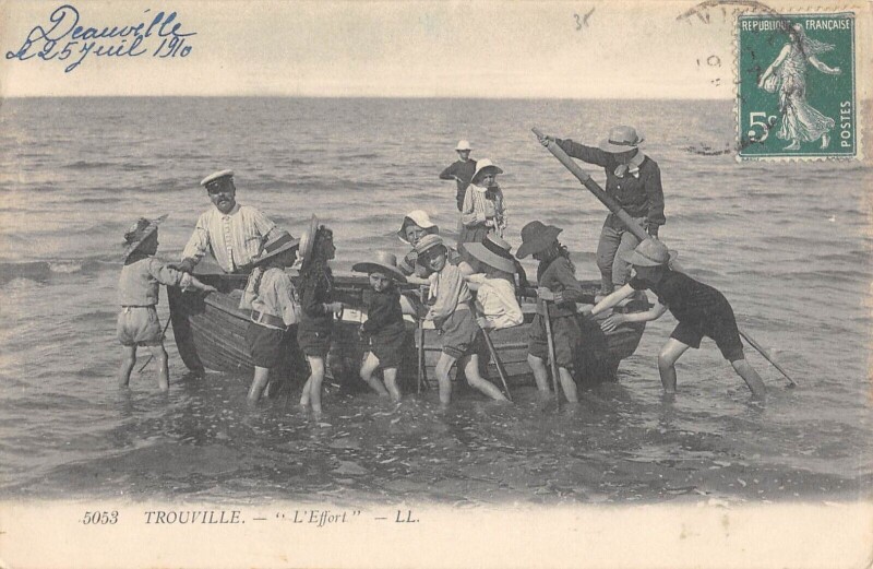 Carte postale ancienne Trouville L'Effort