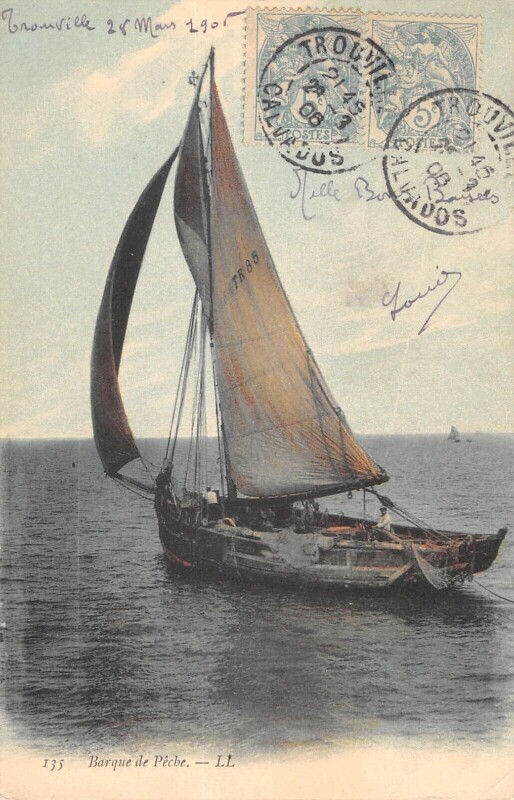 Carte postale ancienne Trouville Barque De Peche