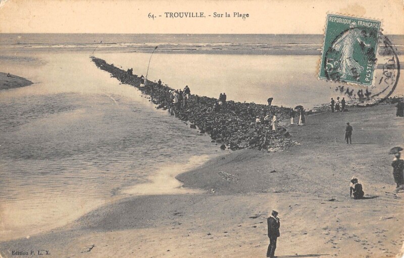 Carte postale ancienne Trouville Sur La Plage