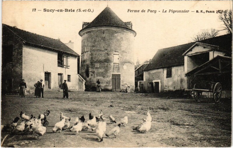 Carte postale ancienne Sucy en Brie Ferme de Pacy, Le Pigeonnier France à Sucy-en-Brie