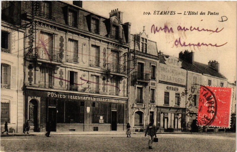 Carte postale ancienne Etampes - L'Hotel des Postes à Étampes