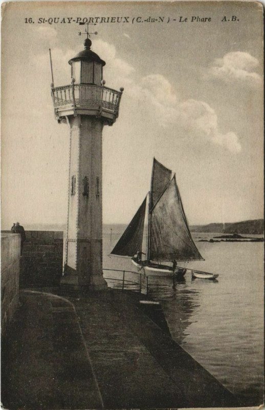 Carte postale ancienne Portrieux St.Quay Le Phare France
