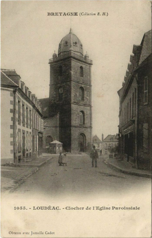Carte postale ancienne Loudeac Clocher de l'Eglise Paroissiale France