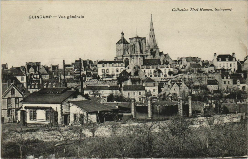 Carte postale ancienne Guingamp Vue Generale France à Guingamp