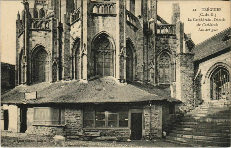 Carte postale ancienne Treguier La Cathedrale Details France