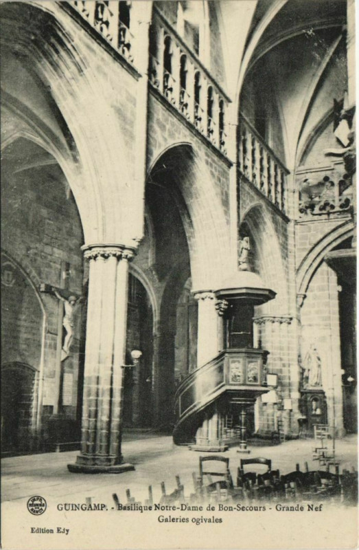 Carte postale ancienne Guingamp Basilique Notre Dame de Bon Secours France à Guingamp