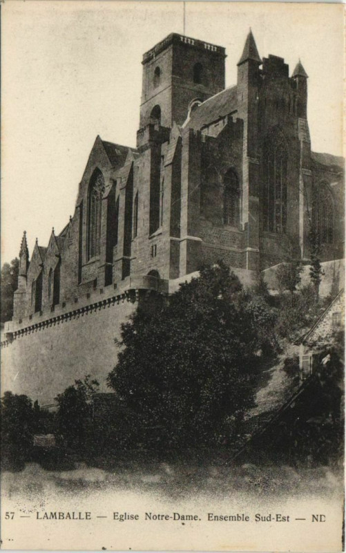 Carte postale ancienne Lamballe Eglise Notre-Dame France