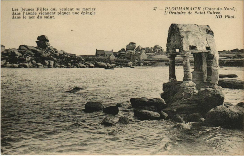 Carte postale ancienne Ploumanach L'Oratoire de St.Guirec France