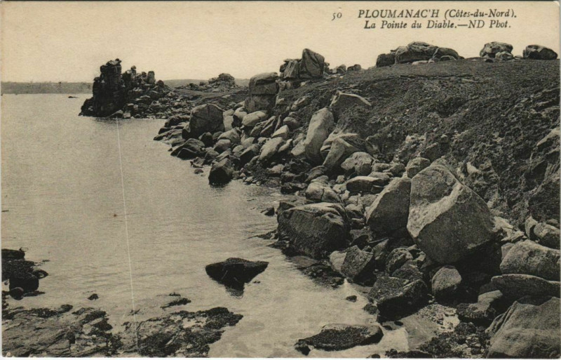 Carte postale ancienne Ploumanach La Pointe du Diable France