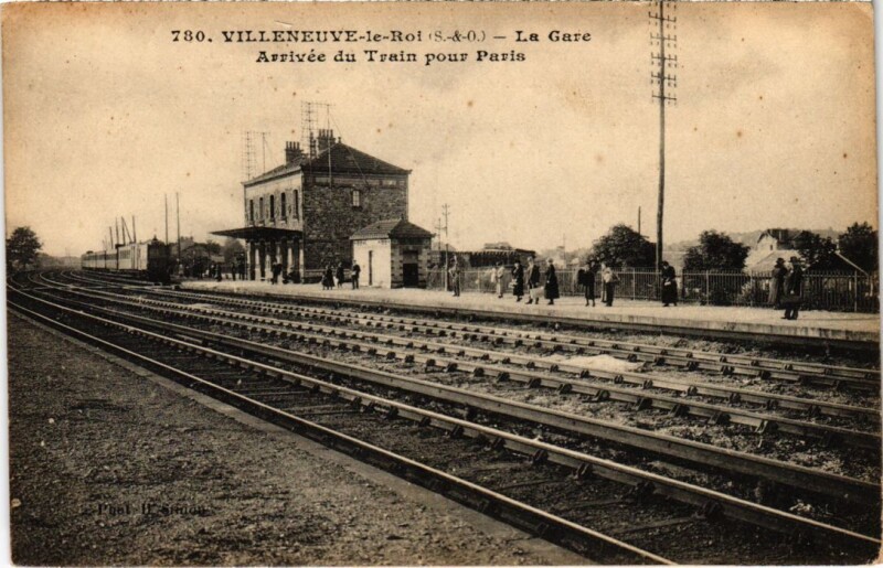 Carte postale ancienne Villeneuve le Roi La Gare, arrivee du train pour Paris France à Villeneuve-le-Roi