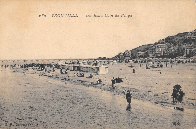 Carte postale ancienne Trouville Un Beau Coin De Plage