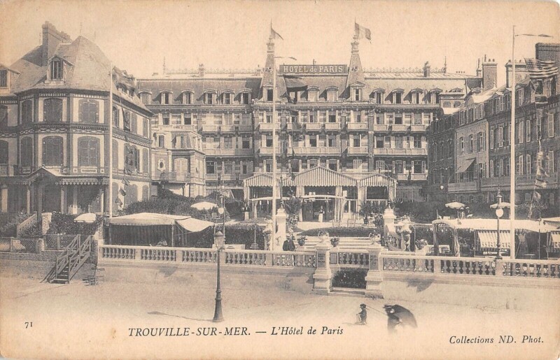 Carte postale ancienne Trouville Sur Mer L'Hotel De Paris à Trouville-sur-Mer