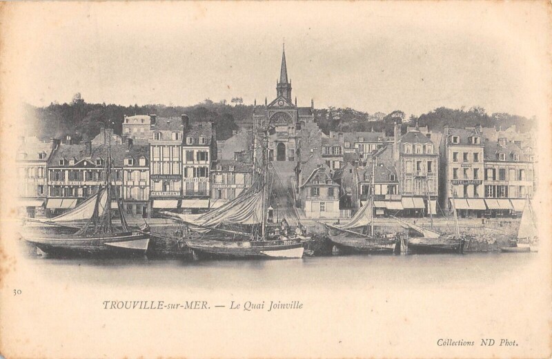 Carte postale ancienne Trouville Sur Mer Le Quai Joinville à Trouville-sur-Mer