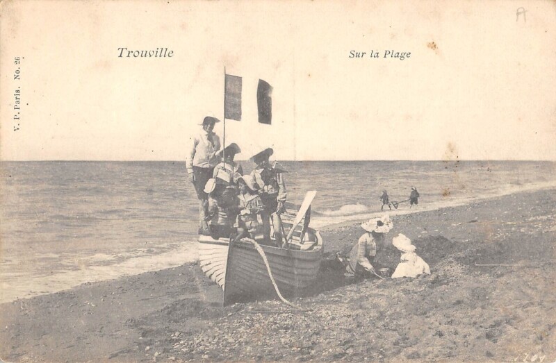 Carte postale ancienne Trouville Sur La Plage