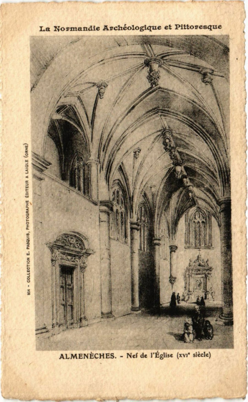 Carte postale ancienne Almeneches - Nef de l'Eglise à Almenêches