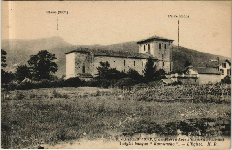 Carte postale ancienne Ascain L'Eglise à Ascain